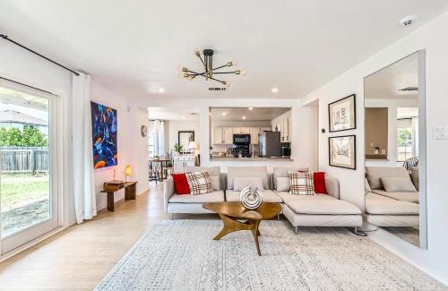 Leander House | Bright & Luxury Entire House in Peaceful Neighborhood