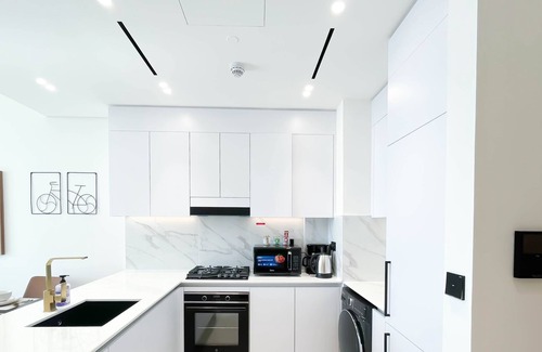 Jumeirah Village Circle Apartment | Bright & Modern|1BR Binghatti Amber JVC Dubai
