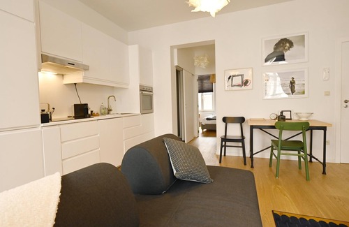 Lower Town Apartment | Bright Modern Apartment in Brussels