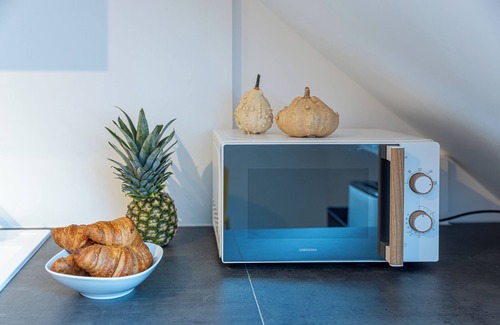 Ahrensburg Apartment | Bright & quiet, 200m to the subway