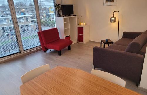 Slotervaart House | Bright room with kitchen