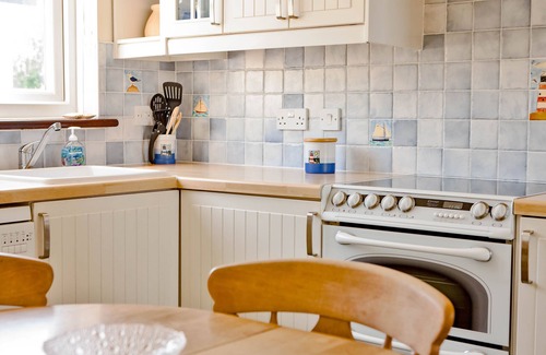 Thurlestone Apartment | Bright spacious 2 Bed Apartment in Thurlestone with Stunning views
