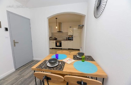 Toul Apartment | Bright, spacious apartment