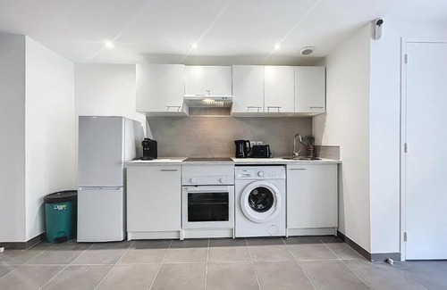 Cuxac-dʼAude Apartment | Bright T3 for 4 people