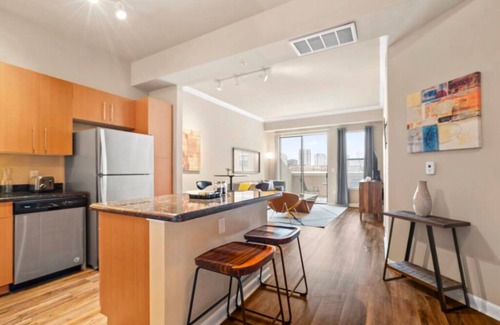 Cityplace Apartment | Bright Uptown Apartment With View & HUGE Balcony!