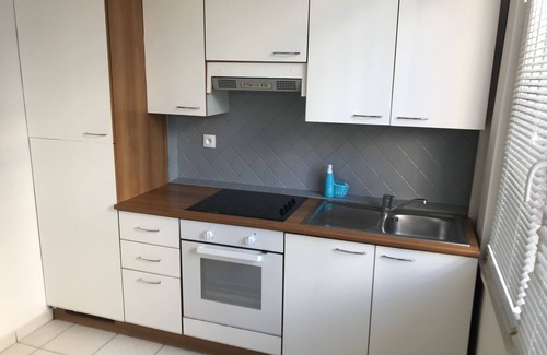 Malo-les-Bains Apartment | Brightly renovated studio 50m from Malo les Bains beach.