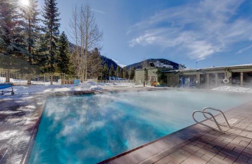 Lakeside Village Apartment | Brightwood 101 by Summit County Mountain Retreats