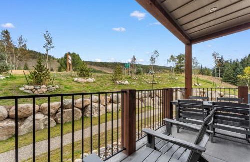 Lakeside Village Apartment | Brightwood 101 by Summit County Mountain Retreats
