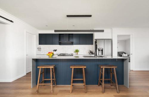 Kelso House | Brilliant Brennan - Modern 4 Bed 2 Bath Home