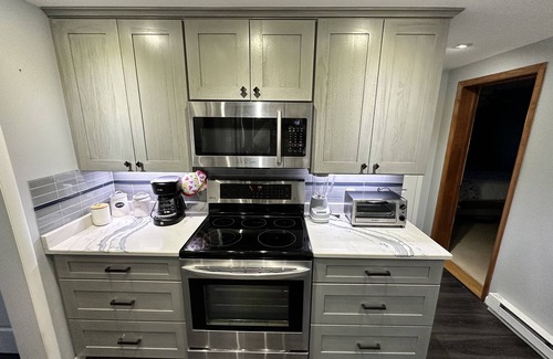 Niagara Falls - Western New York House | Brilliant Lakefront Views- Private Home