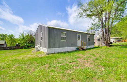 Urbana House | Bring Your Boat Cabin with Lake Access in Halfway