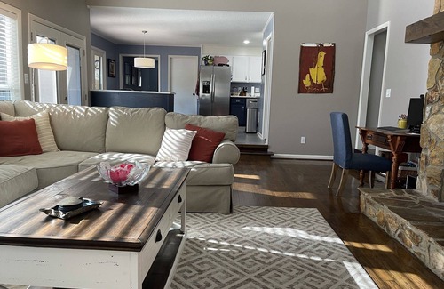 Augusta House | Bring your large family or group to our Augusta home!