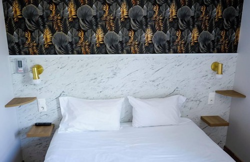 Taissy Hotel | Brit Hotel Essentiel Reims Taissy