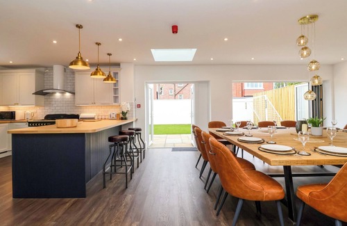 Bridlington Old Town Cottage | Broad Bay Lodge