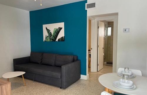 The Roads Apartment | Broadwaysuites Downtown By RocketStay