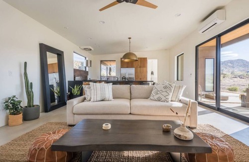 Pioneertown House | Bronco Vista-Pioneertown's Private Sanctuary