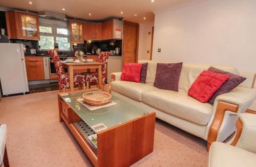 Oakworth House | Bronte Cottage
