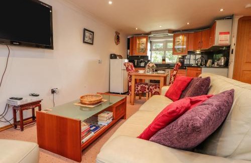 Oakworth House | Bronte Cottage