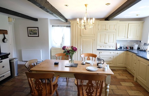 Ogden House | Bronte Suite, Spacious Super King with en-suite