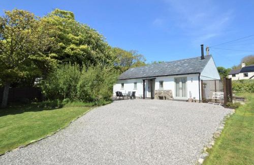 Beaumaris House | Brook Cottage