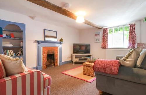 Peasenhall House | Brook Cottage