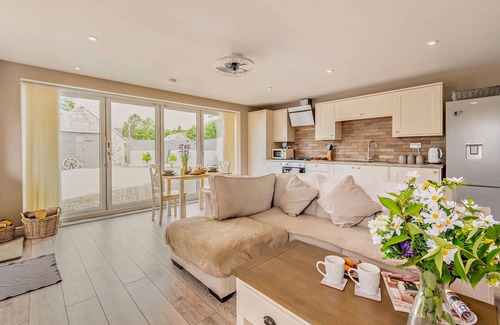 Tavernspite House | Brook View Cottage - One Bedroom House, Sleeps 2