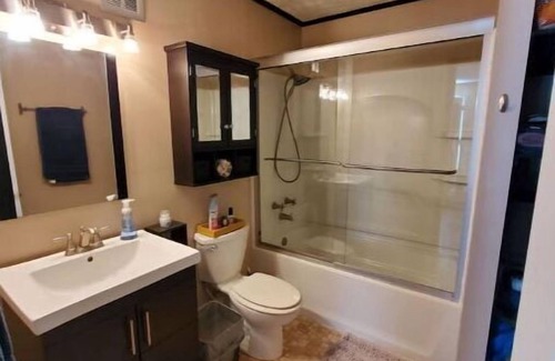 Dellslow House | Brookehaven Bungalow. Minutes from WVU, Hiking, & Cheat Lake!