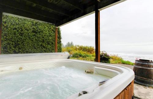 Harbor House | Brookings Oceanfront Estate