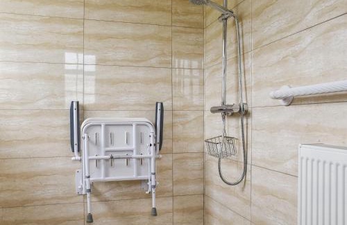 Bridgend House | Brookside