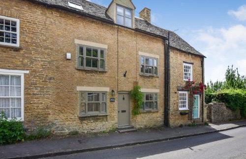 Charlbury House | Browns Cottage