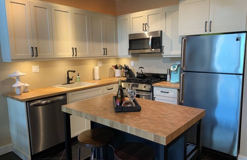 Orenco Station Condo | Brownstone Loft in Orenco