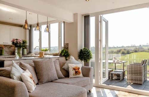 Bonsall House | Brumlea Farm Cottage