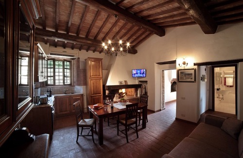 Montalcino House | Brunello di Montalcino Apartment Farmhouse Bonacchi