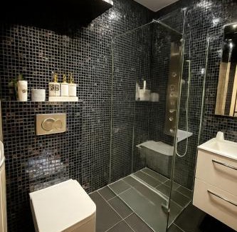 Sint-Pieters-Woluwe Apartment | Brussels Quiet Oasis