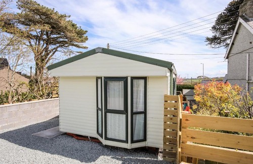 Dulas House | Bryn Hyfryd Caravan