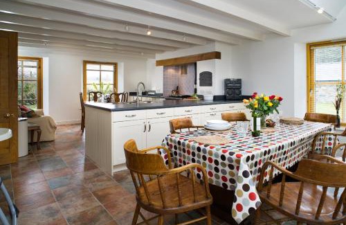 Tregaron House | Bryn Isaf Tregaron
