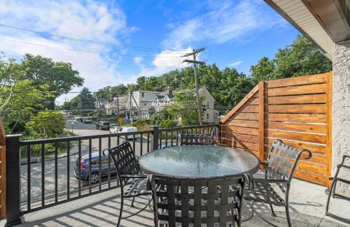 Bryn Mawr Apartment | Bryn Mawr Gembalconydedicated Parking50tv