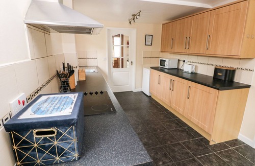 Llangynin Cottage | Brynawel