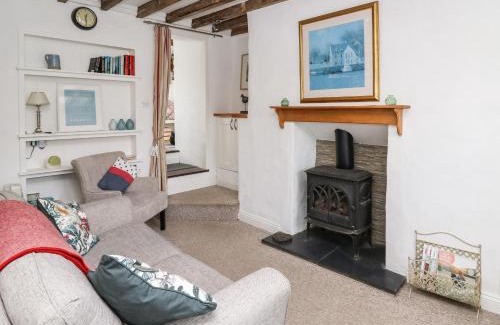 Cwrt House | Bryniau Bychain Cottage