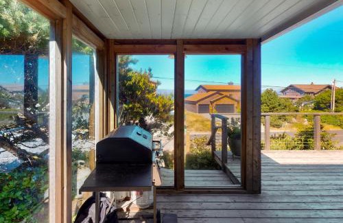 Manzanita House | Brynmarie MCA 580