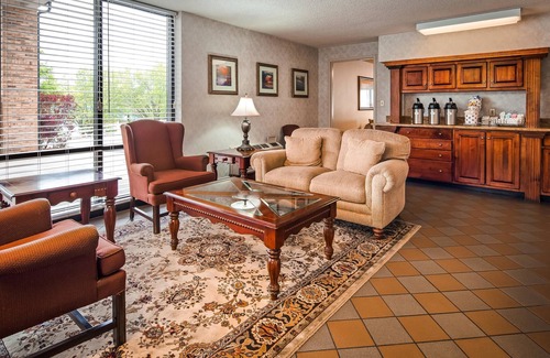 Mount Airy Hotel | Bryson Inn