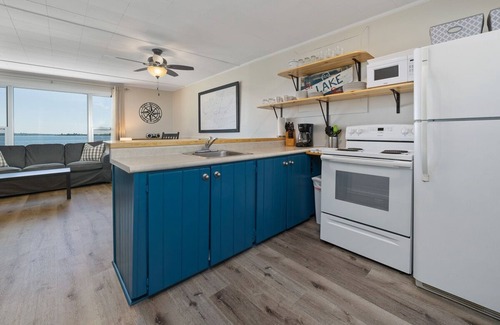 Milford Cottage | BTB, Waupoos View