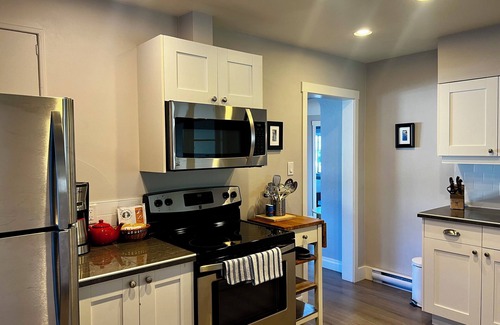 Regional District of Nanaimo Hotel | Buccaneer Inn