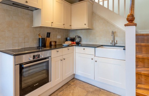 Staunton Cottage | Buckstone House Coach House, Forest of Dean - sleeps 4 guests in 2 bedrooms
