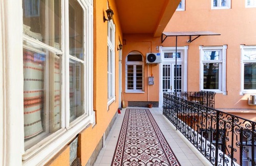 Orszagut Apartment | BudaVibe Apartman w AC by NW