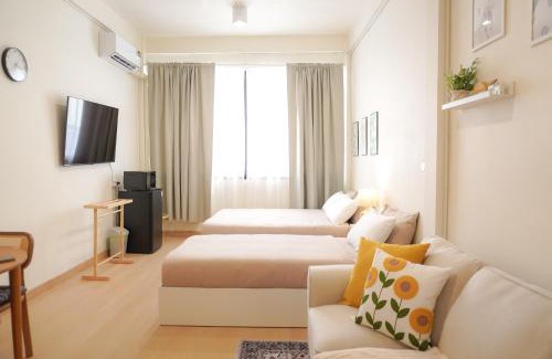 China Town House | Buddy House - Spacious Triple Room in Chinatown, Walk to MRT