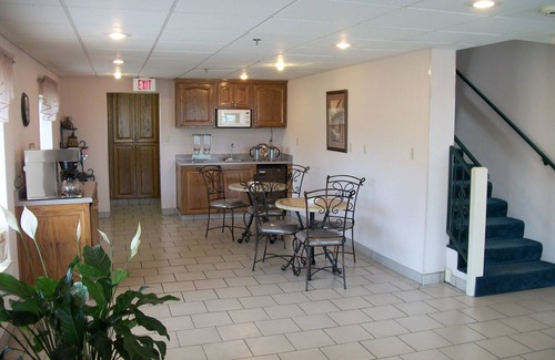 Pittsburg Hotel | Budget Host Westgate Inn