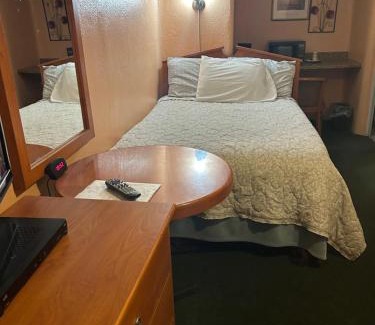 Chemult Hotel | Budget Inn Motel Chemult