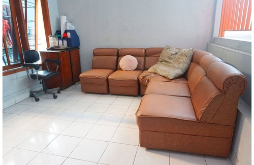 Cimahi House | Budi House & Food Station