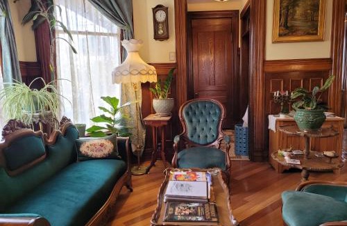 Downtown Buffalo Bed & Breakfast | Buffalo Harmony House